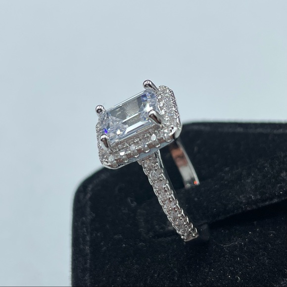 925 Sterling Silver Emerald Cut Diamond Ring 6 - Picture 4 of 12
